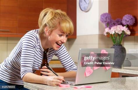 Dating website for young woman